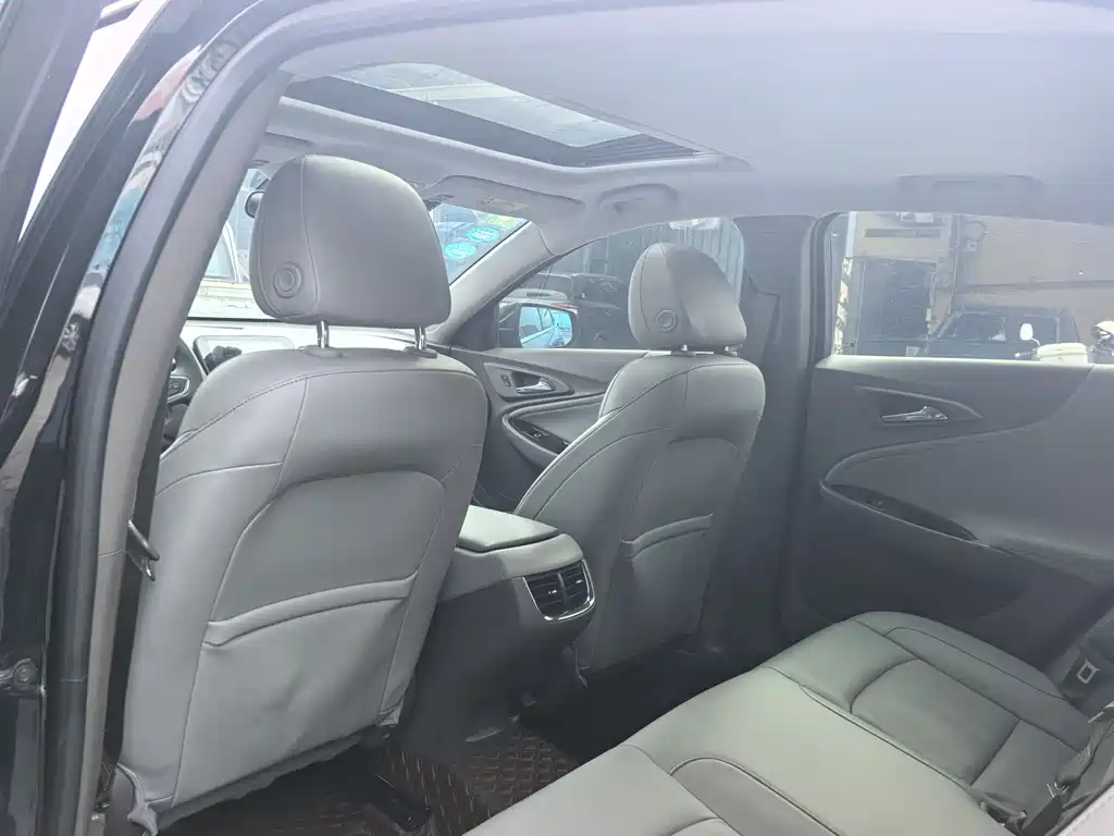 Malibu XL 535 T CVT Sharp Travel