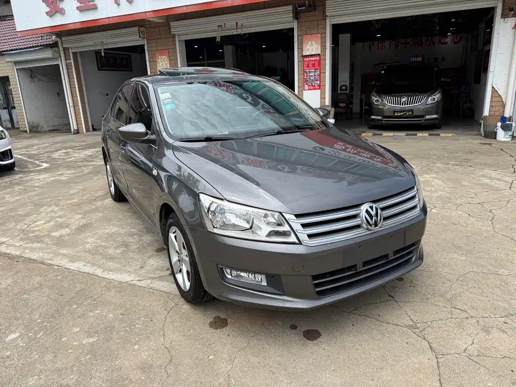 Santana 桑塔纳 2015款 1.6 L 自动豪华版