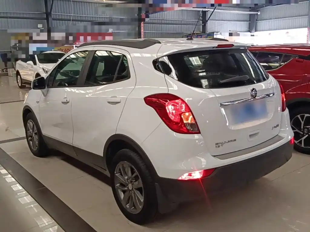 Encore 18 T Auto 2 WD Urban Leading