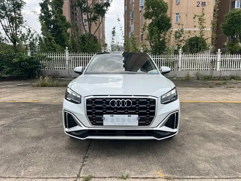 Audi Q2 L 35 TFSI Fashion Dynamic