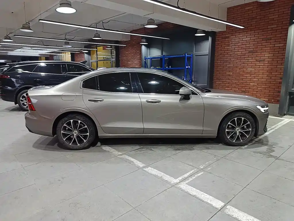 Volvo S60 T4 Smart Ease Luxury
