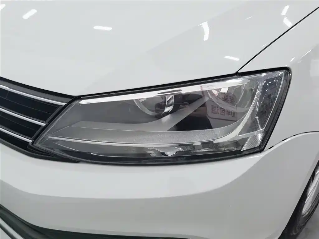 Sagitar 1.6 L Auto Comfort