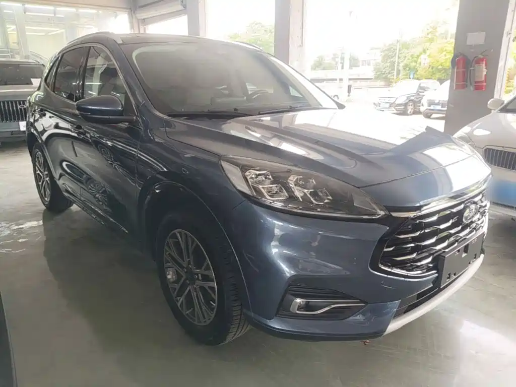 Escape EcoBoost 245 2 WD Smart Home Enjoyment