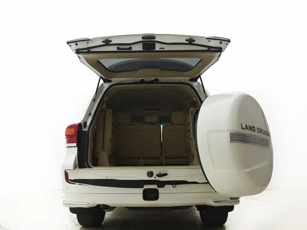 Land Cruiser (Import) 4.0 L V6 Middle East Limited