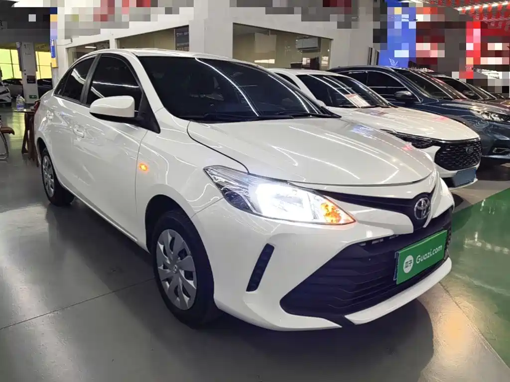 Vios 1.5 L CVT Creation
