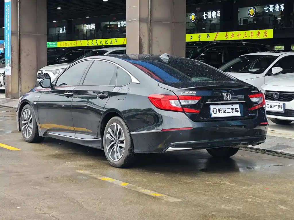 Accord Sharp· Hybrid 2.0 L Sharp Cool CN-VI