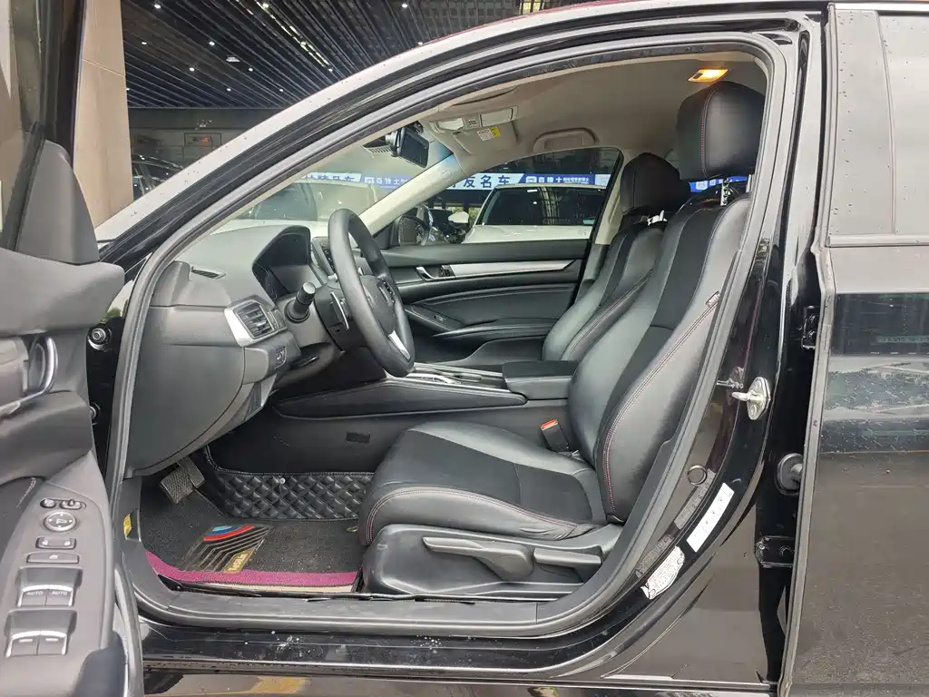 Accord Sharp· Hybrid 2.0 L Sharp Cool CN-VI