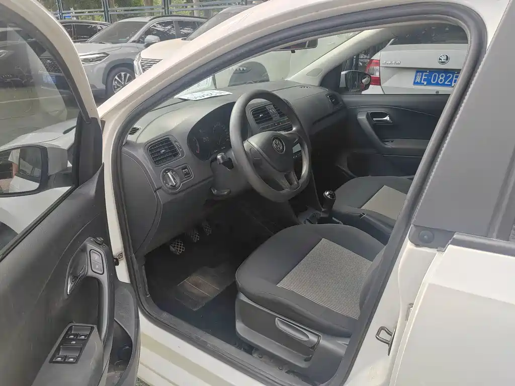 Polo 1.4 L Manual Style