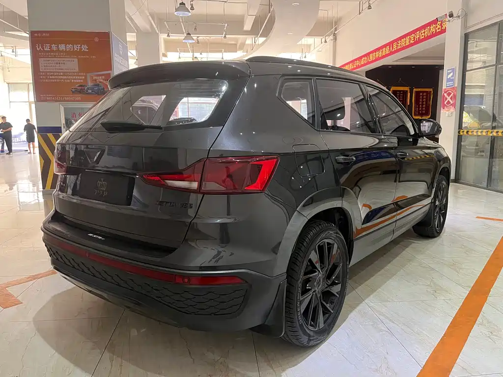 Jetta VS5 280 TSI Auto Highlight Joy