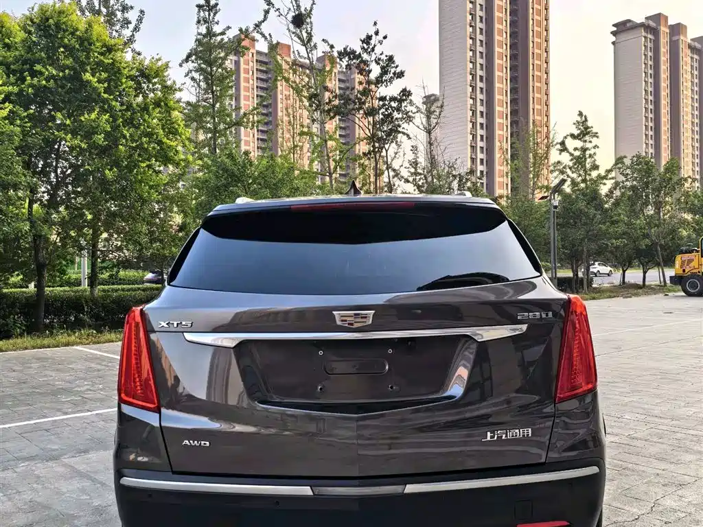 Cadillac XT5 28 T 4 WD Luxury