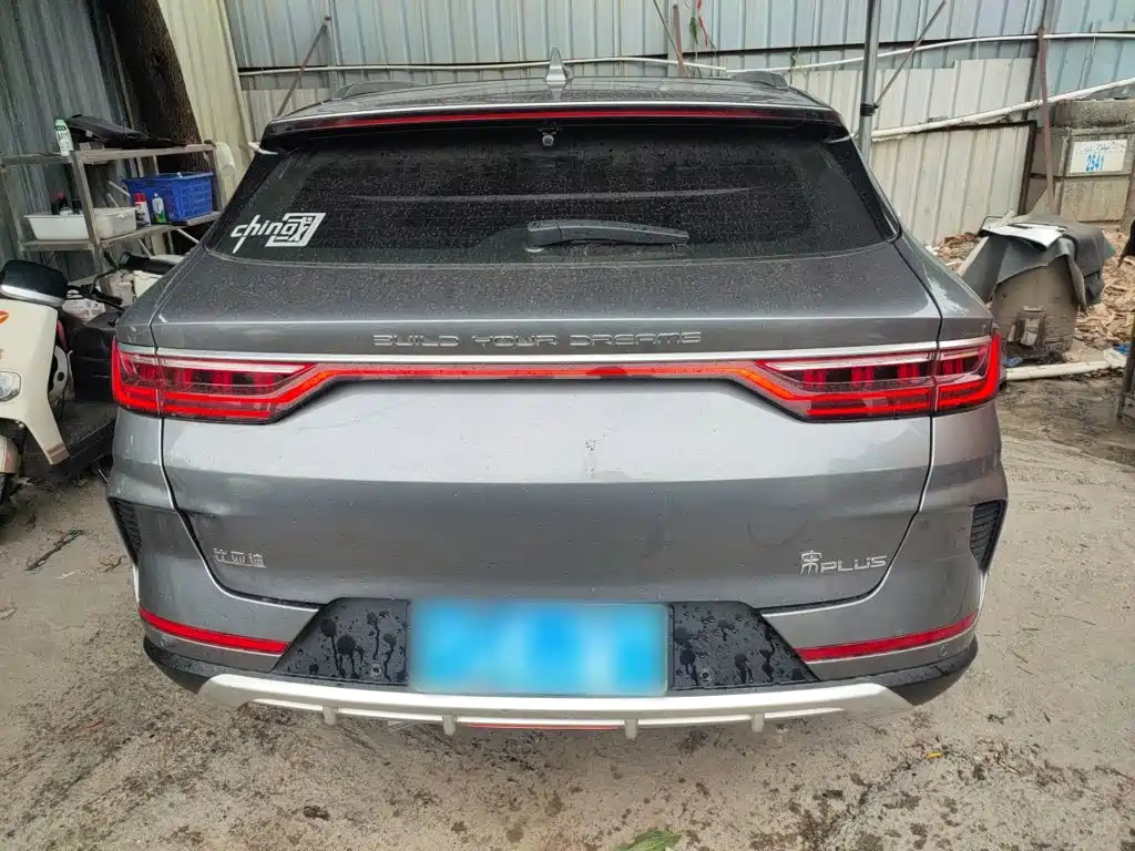 Song PLUS 1.5 T Auto Distinguished