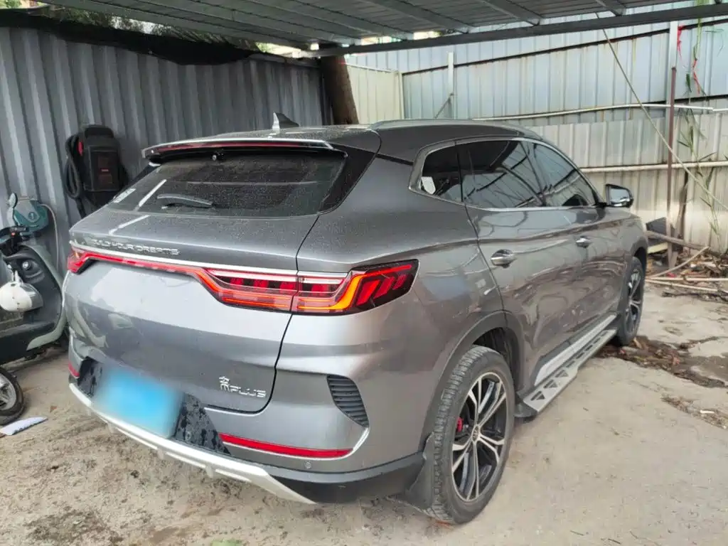 Song PLUS 1.5 T Auto Distinguished