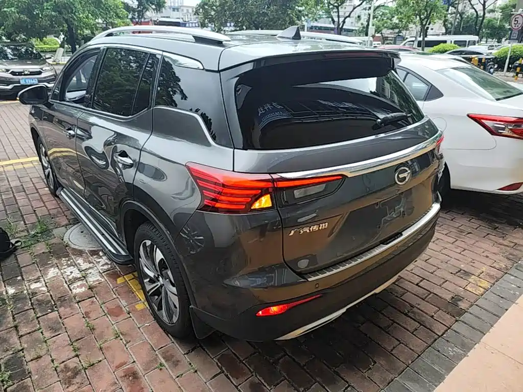 GAC Trumpchi GS4 270 T Auto Connected Tech
