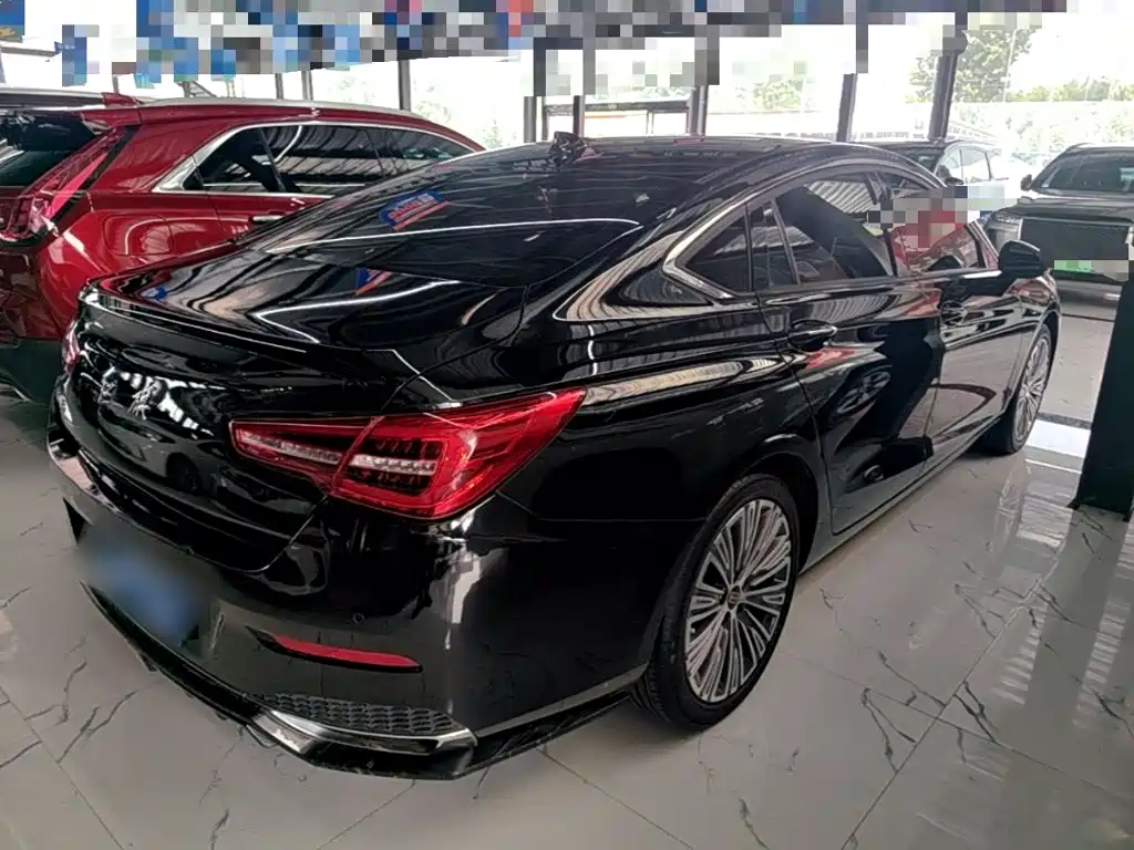 Hongqi H5 1.5 T DCT Flagship Charm