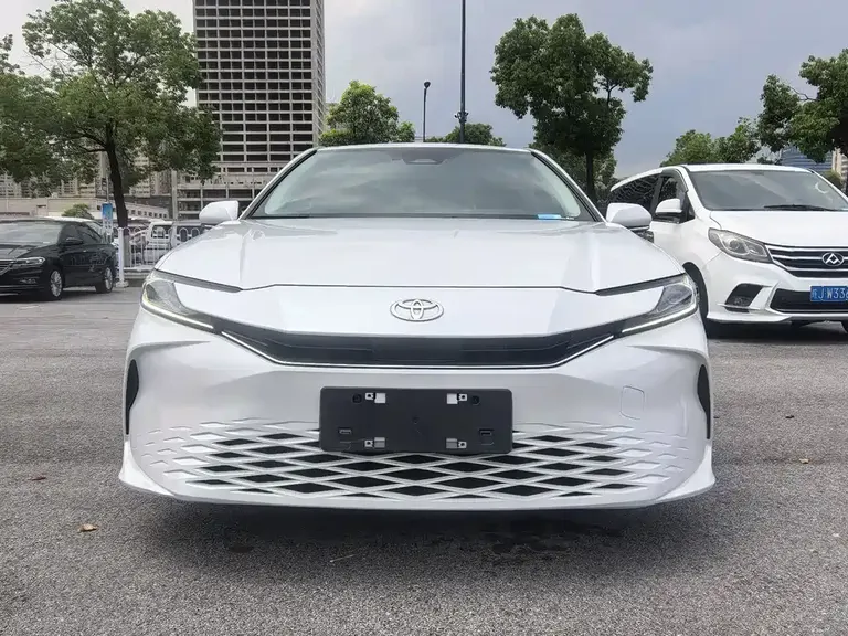 Toyota Camry 凯美瑞 2024款 2.0 E 精英版