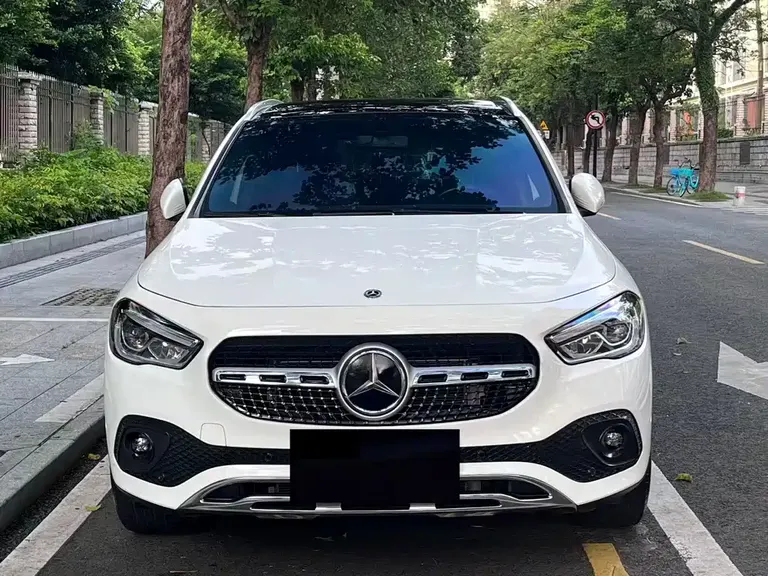 Mercedes-Benz GLA GLA 200