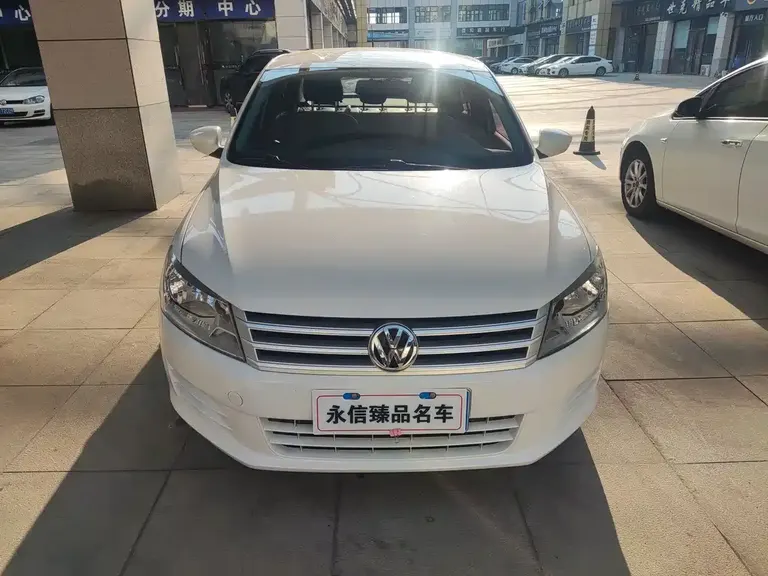 Volkswagen Santana 1.4 L Manual Style
