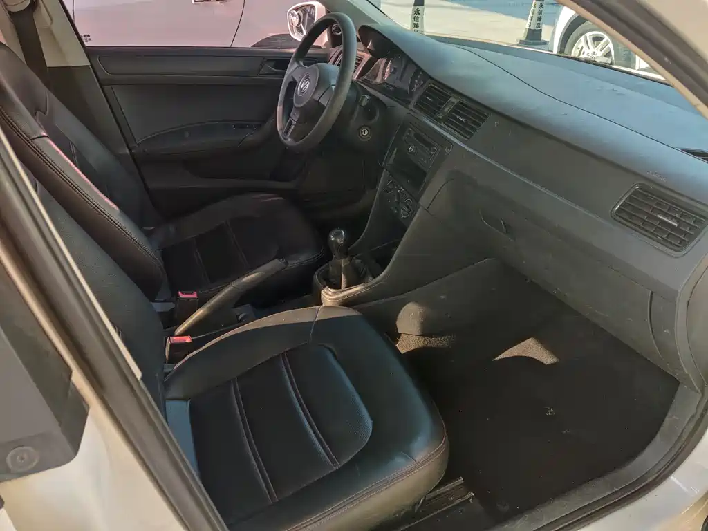 Santana 1.4 L Manual Style