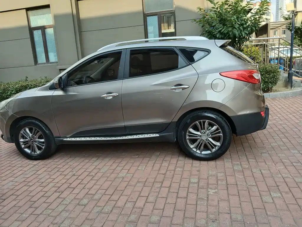 Hyundai ix35 2.0 L Auto 2 WD Intelligent GLS CN-IV