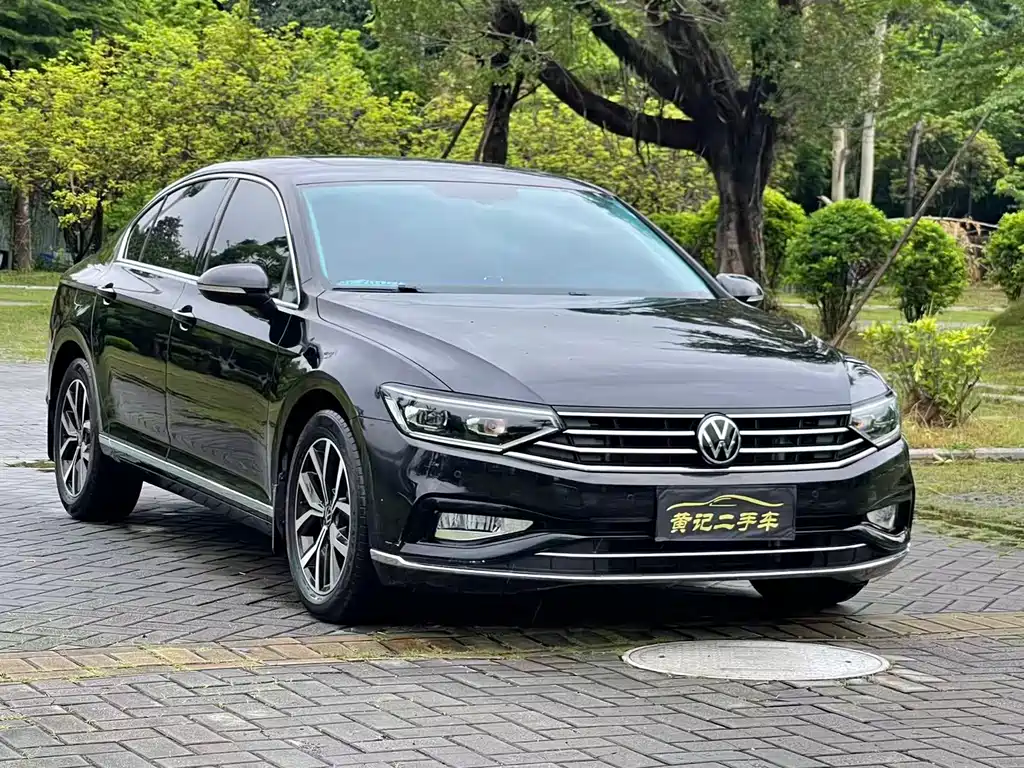 Magotan 330 TSI DSG Luxury