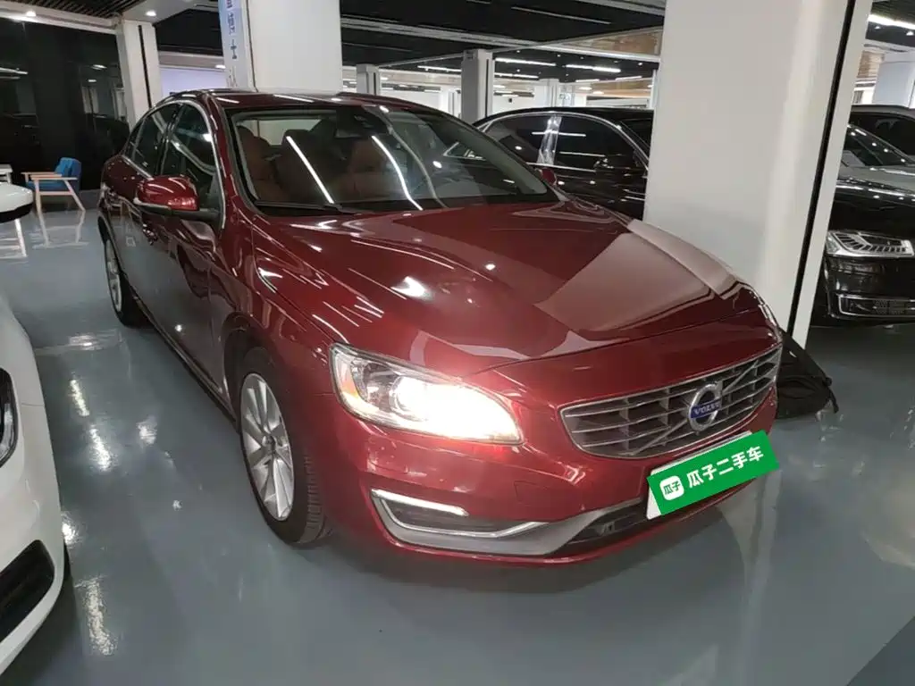 Volvo S60 S60 L 2.0 T Smart Vision