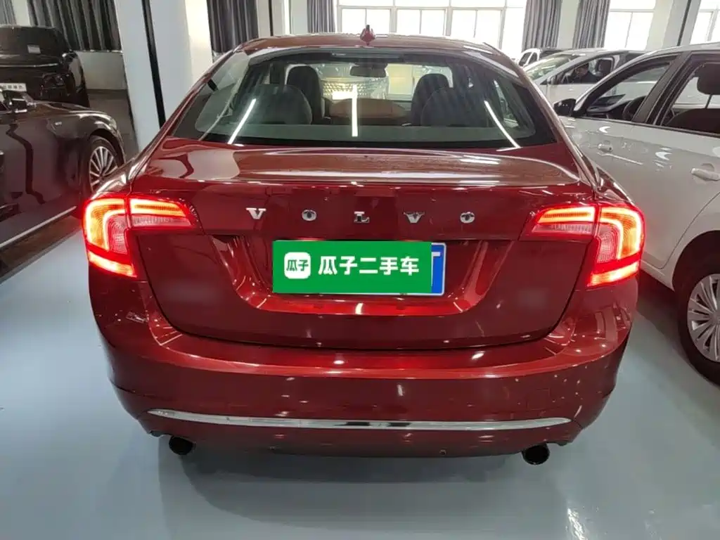 Volvo S60 S60 L 2.0 T Smart Vision