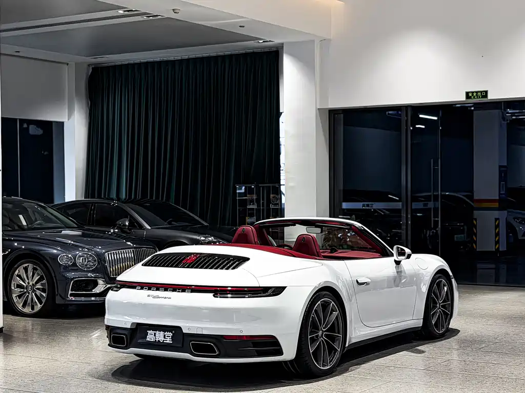 Porsche 911 Carrera Cabriolet 3.0 T