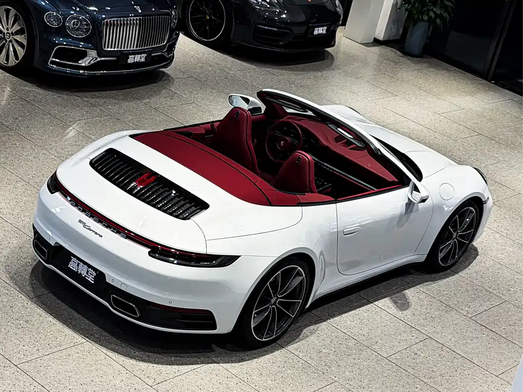 Porsche 911 Carrera Cabriolet 3.0 T