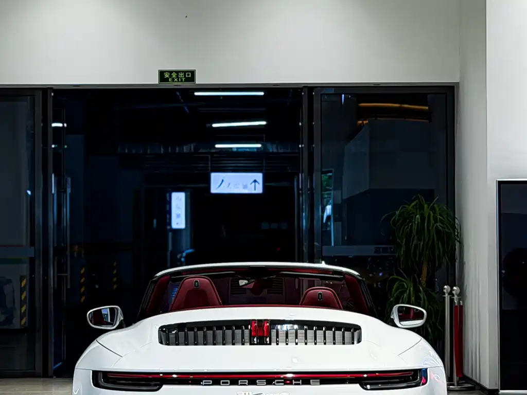 Porsche 911 Carrera Cabriolet 3.0 T