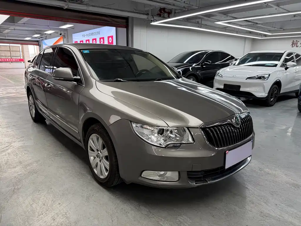 Superb 1.8 TSI Auto Grace