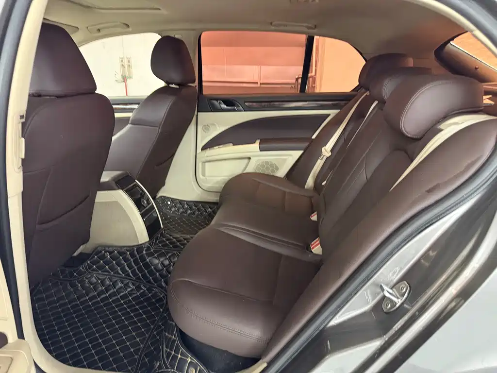 Superb 1.8 TSI Auto Grace
