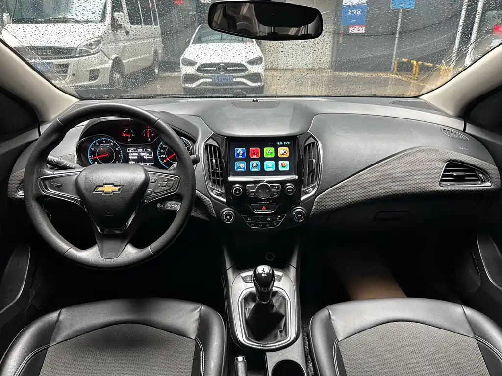 Cruze 1.5 L Manual Elite