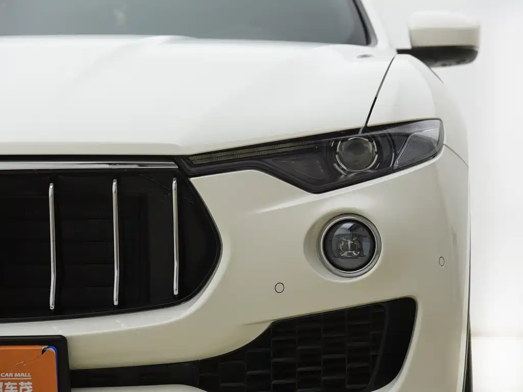 Levante 3.0 T Standard