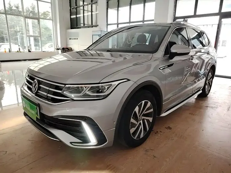 Volkswagen Tiguan L NEV 途观L插电混动 2022款 430 PHEV 插电混动旗舰版