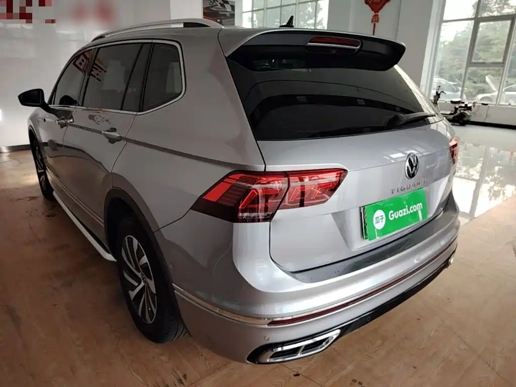 Tiguan L NEV 途观L插电混动 2022款 430 PHEV 插电混动旗舰版