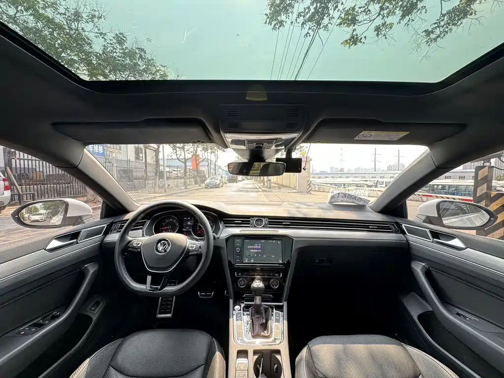 VW CC 330 TSI Charm Face CN-V