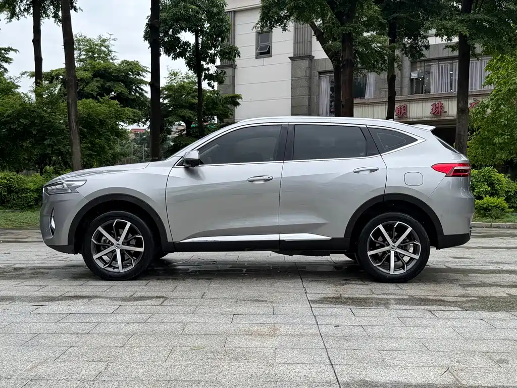Haval F7 1.5 T 2 WD i Trend