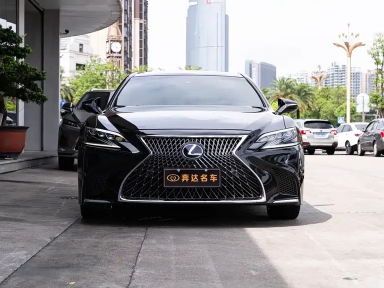 Lexus LS 500 h Executive CN-V