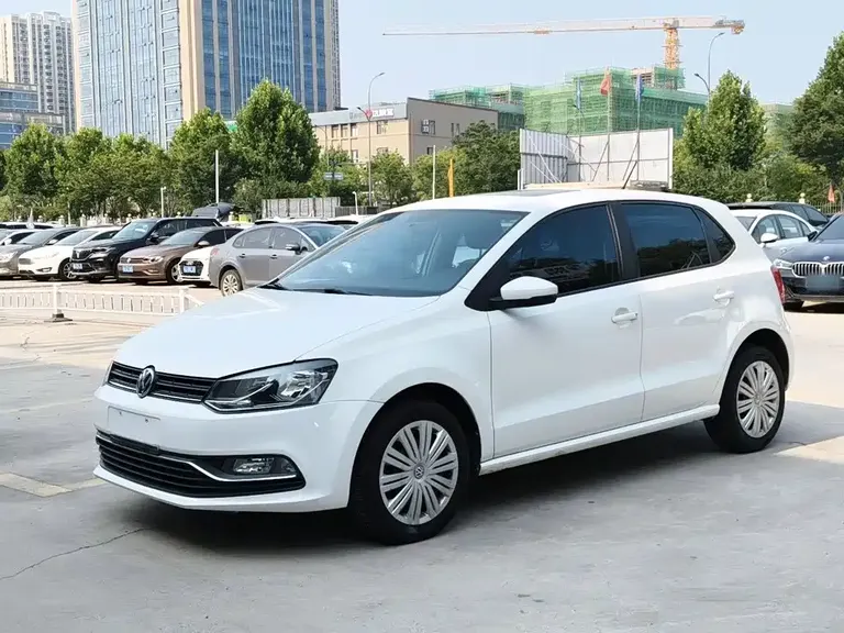 Volkswagen Polo 1.6 L Auto Comfort