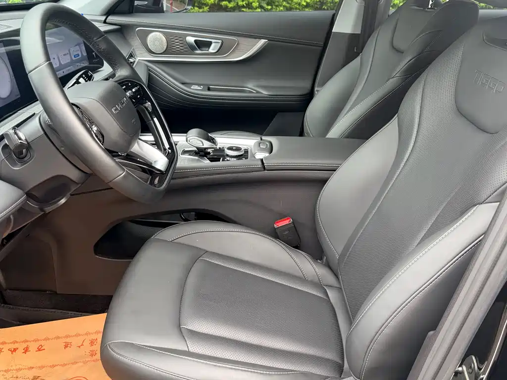Tiggo 8 PRO 290 T 2 WD Luxury