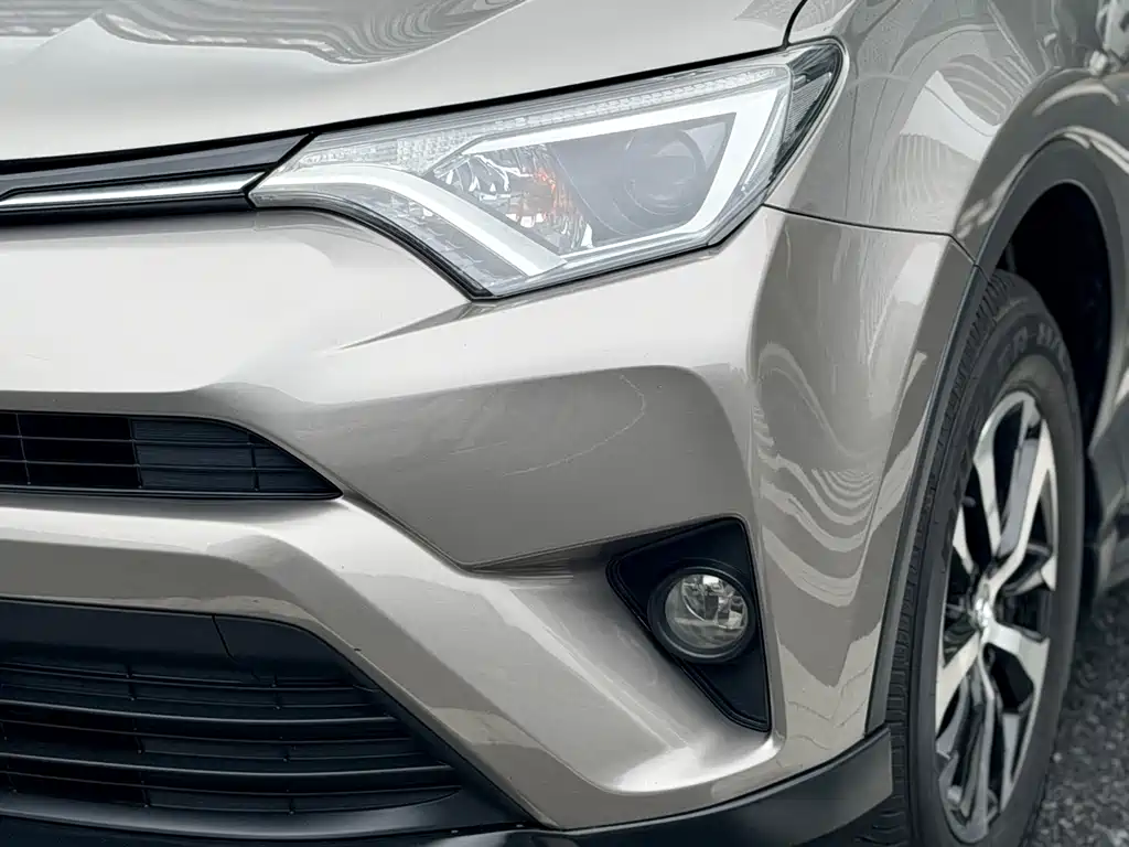 RAV4 2.0 L CVT 2 WD Style CN-V
