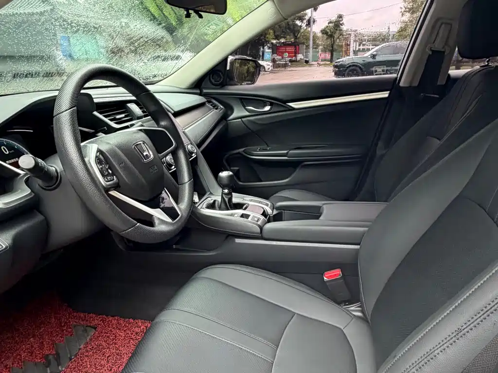 Civic 220 TURBO Manual Luxury
