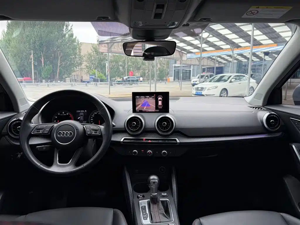Audi Q2 L 35 TFSI Progressive Dynamic