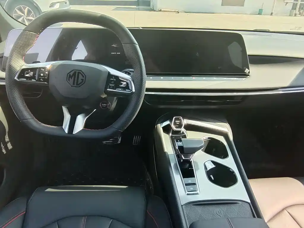 MG7 2.0 T Auto Beauty Hunter Luxury Enjoyment