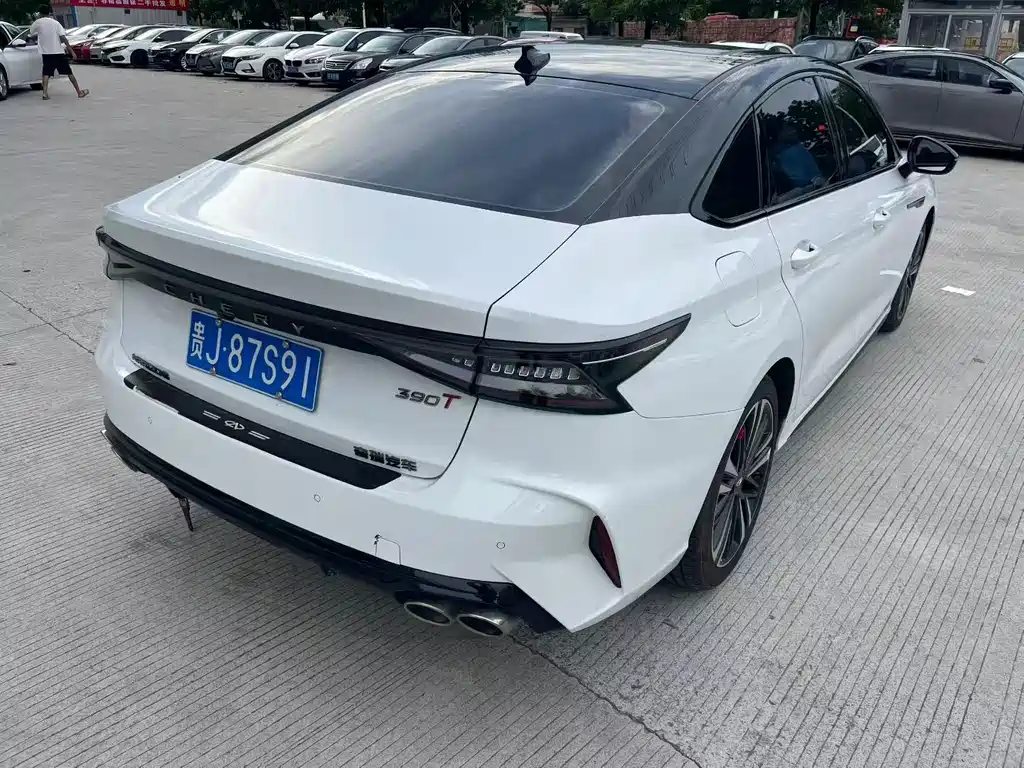 Arrizo 8 艾瑞泽8 2025款 1.6 T DCT尚