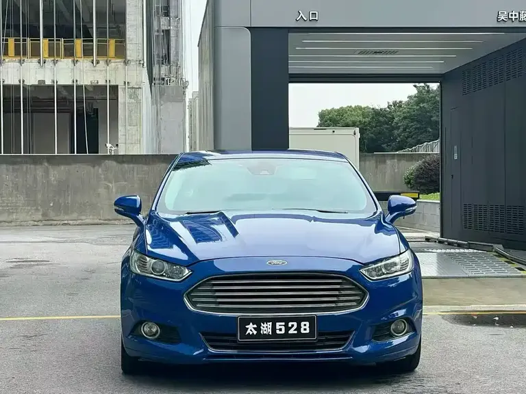 Ford Mondeo 2.0 L GTDi200 Fashion