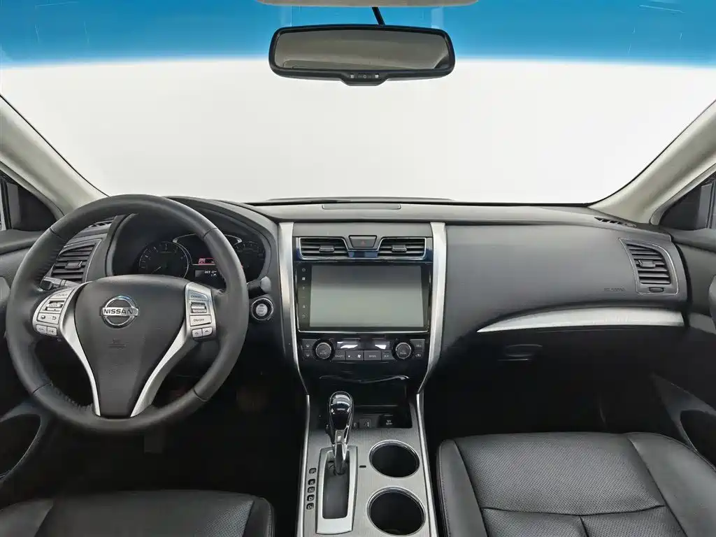 Teana 2.0 L XL Smart Progress