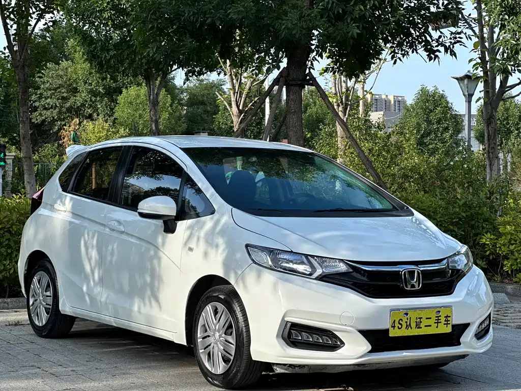 Fit 1.5 L CVT Comfort
