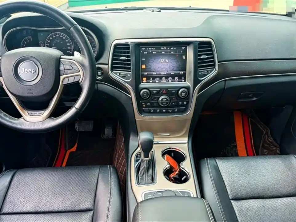 Grand Cherokee (Import) 3.0 L Elite Navigation