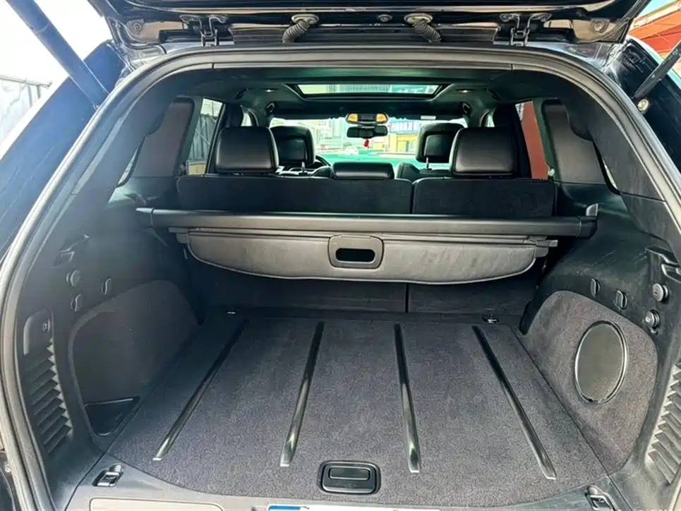 Grand Cherokee (Import) 3.0 L Elite Navigation